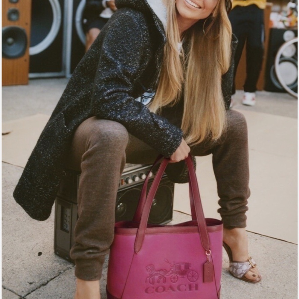 Coach Tote 27 Colorblock with Horae and Carriage - Picture 3 of 10